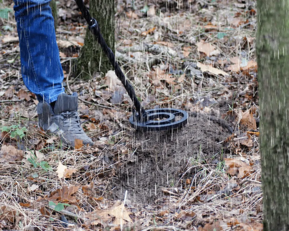 Do Metal Detectors Work on Wet Ground