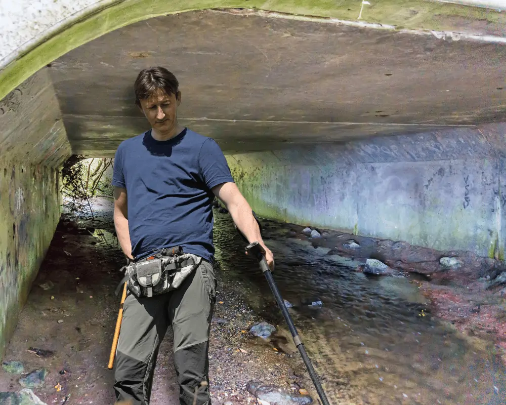 streams that run under bridges for metal detecting jewelry